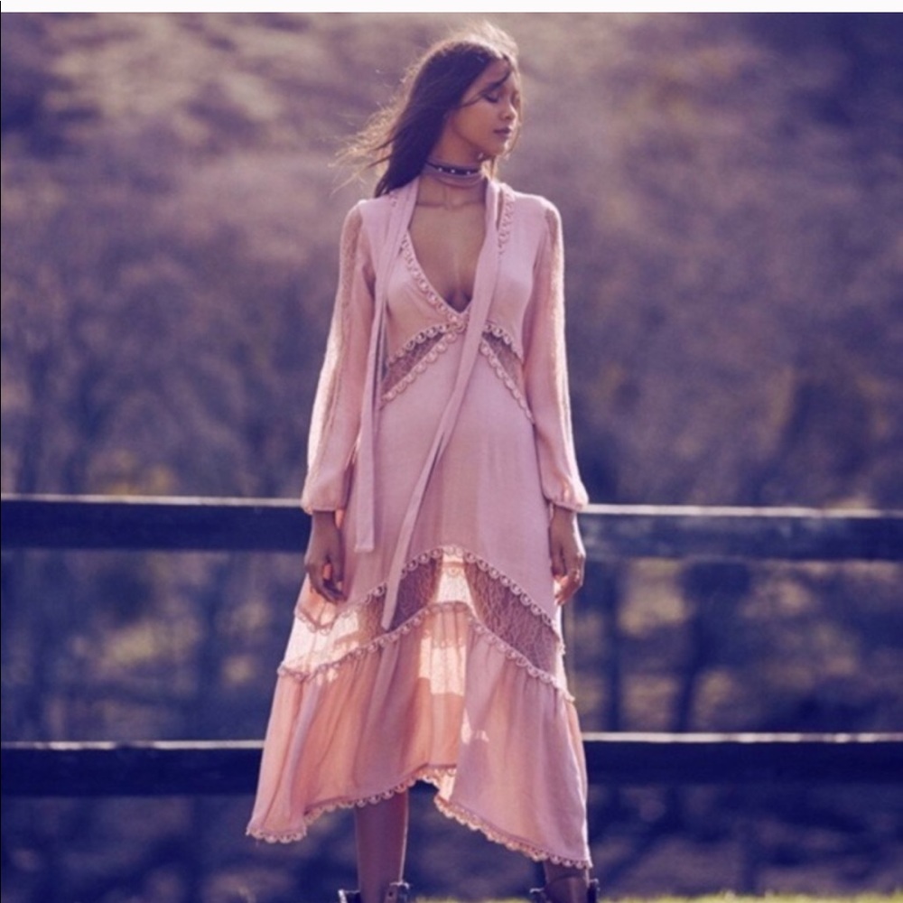 For love and lemons Lilou Midi dress - Picture 10 of 10